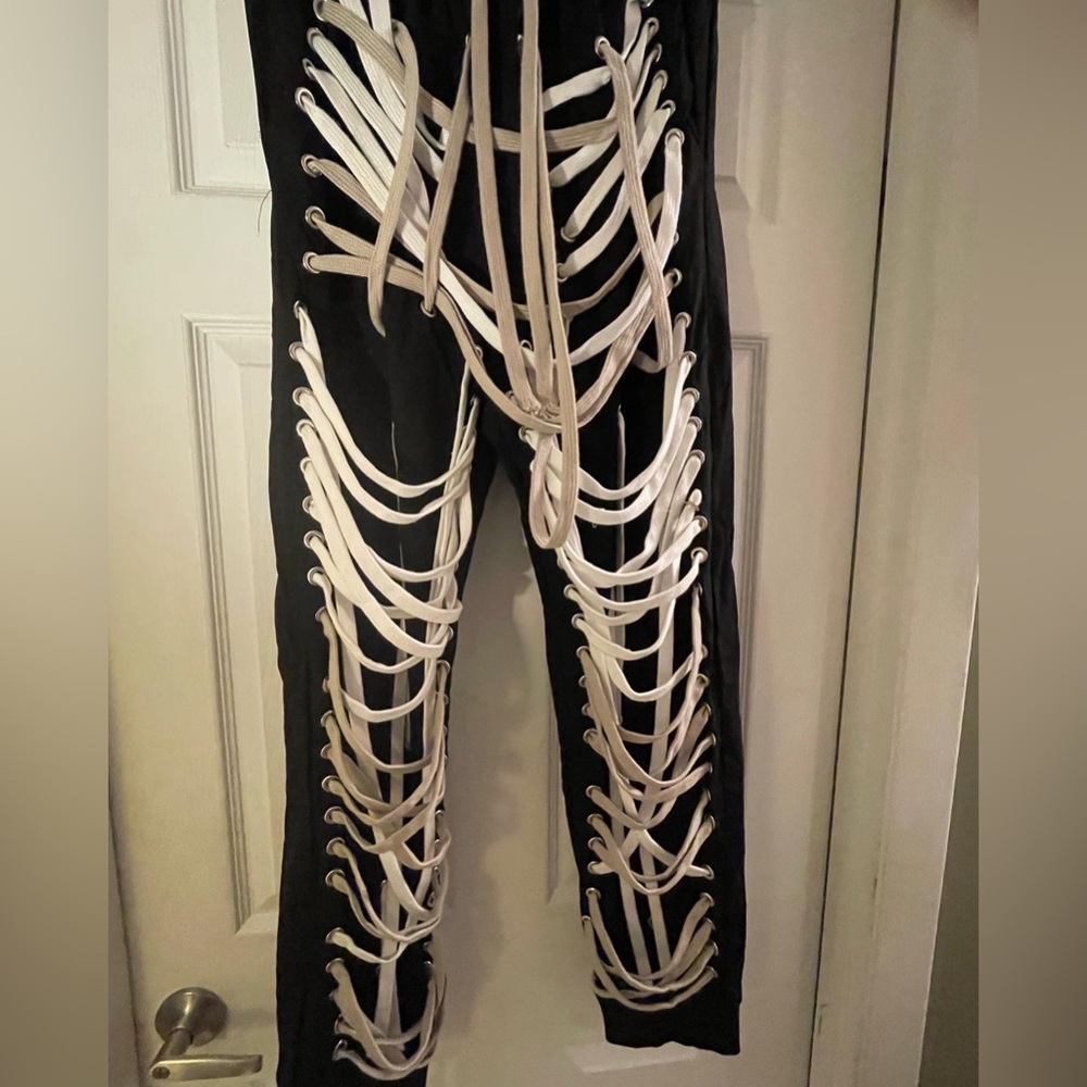 String Pants - image 3